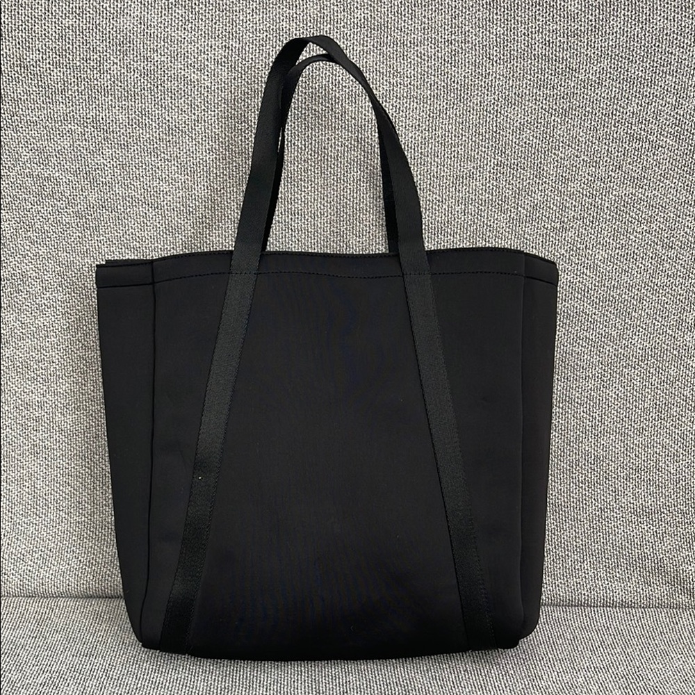 Victoria's Secret Black and Gold Tote Bag - Picture 2 of 16